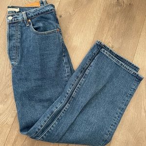 Levi’s Ribcage Straight Ankle jeans